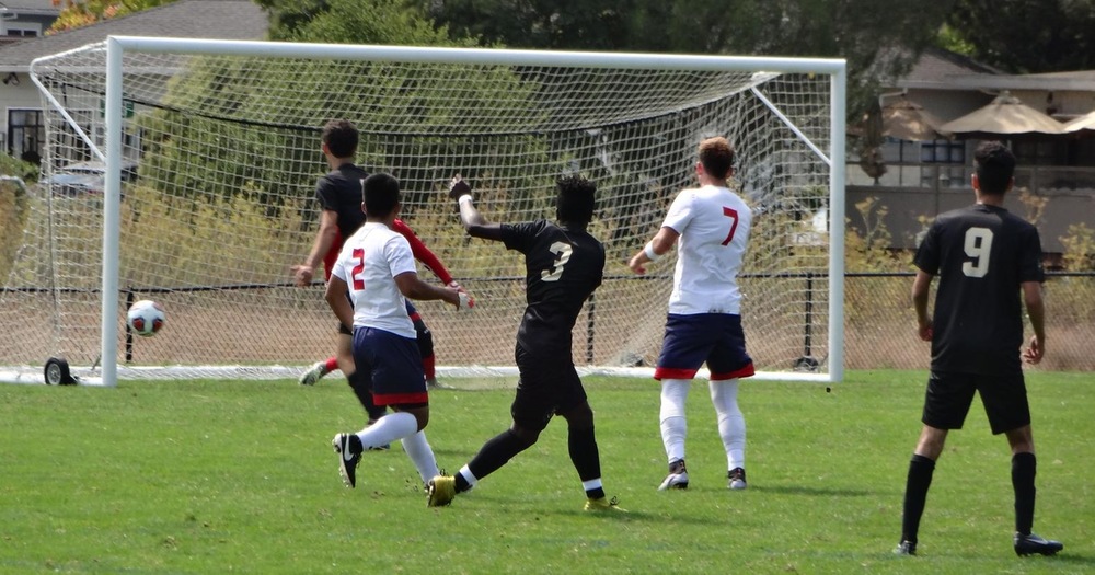 COM Men’s Soccer Draws 3-3 With Siskiyous in Exciting Midday Affair
