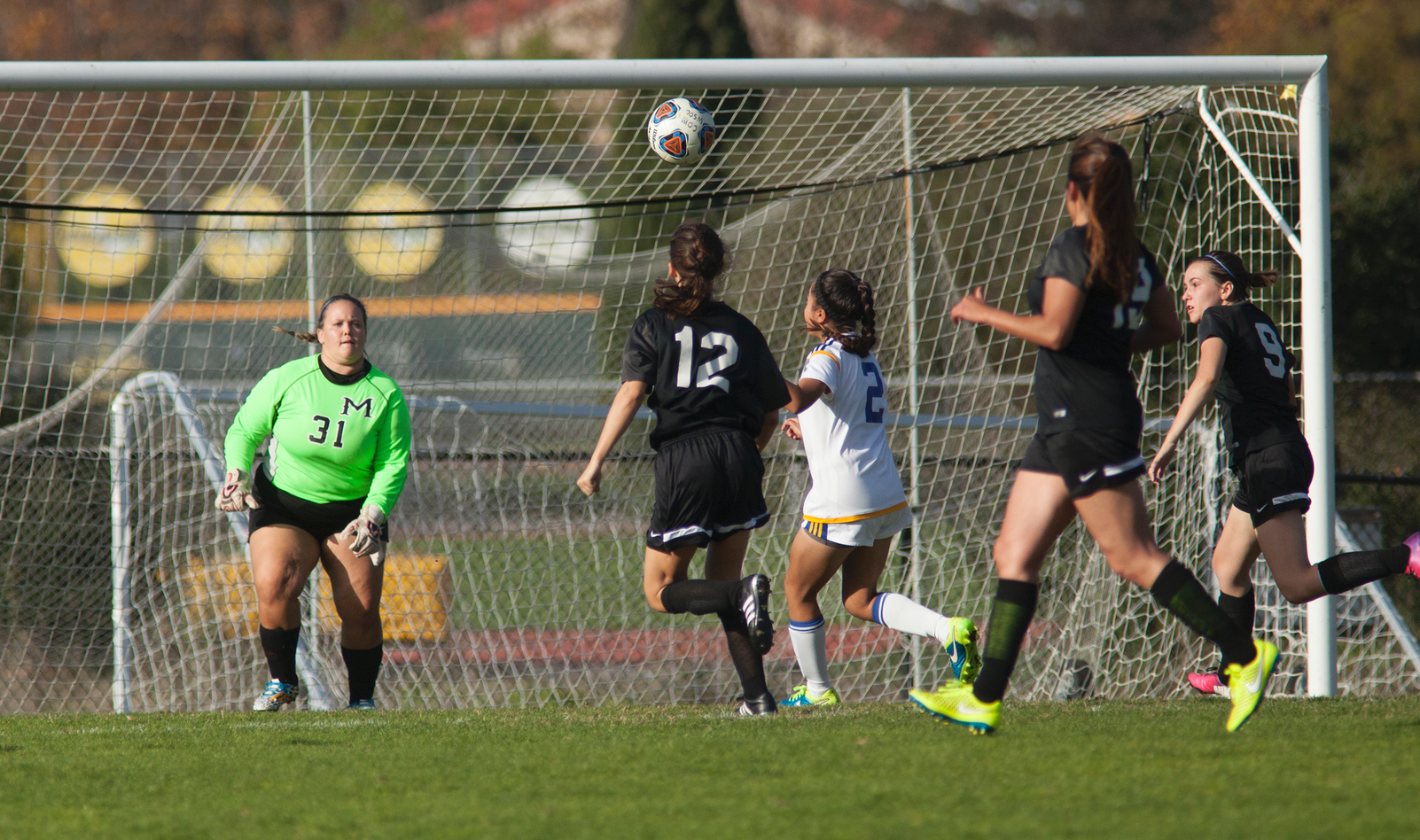 Women’s Soccer Unable to Find Form In 5-0 Loss to Skyline College
